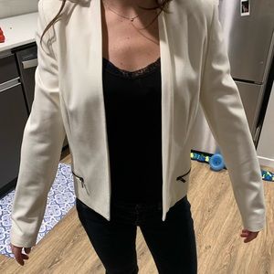 White women’s blazer size 2
